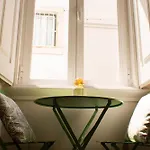 Behappy Apartments *